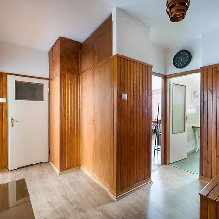 Old Town 3-bedroom 公寓